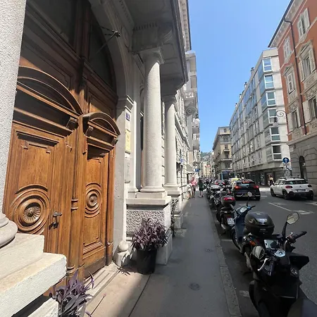 Casaluna アパート *